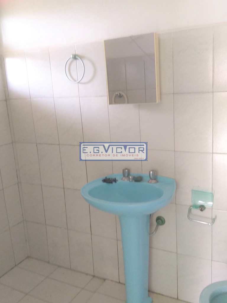 Sobrado Comercial em Mongaguá, no bairro Vera Cruz