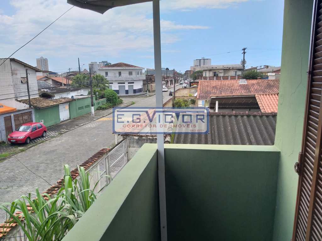 Sobrado Comercial em Mongaguá, no bairro Vera Cruz