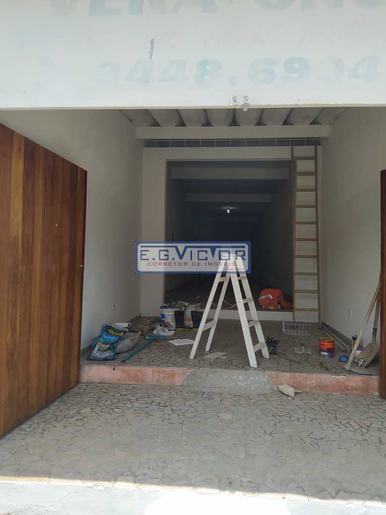 Sobrado Comercial em Mongaguá, no bairro Vera Cruz