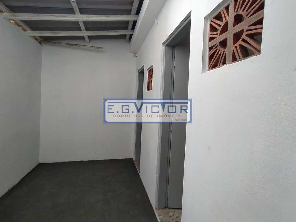 Sobrado Comercial em Mongaguá, no bairro Vera Cruz