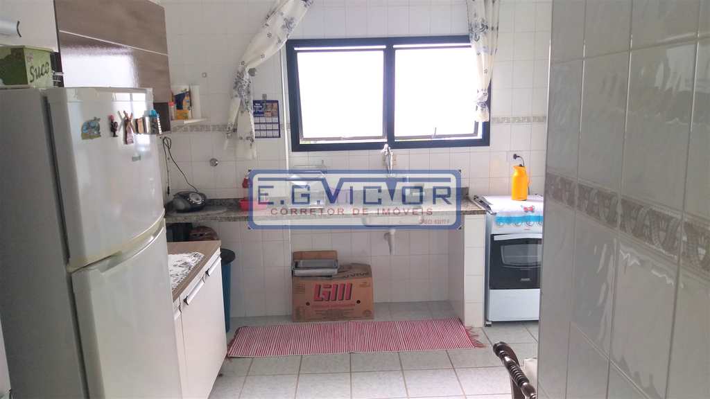 Apartamento em Mongaguá, no bairro Vila Atlântica