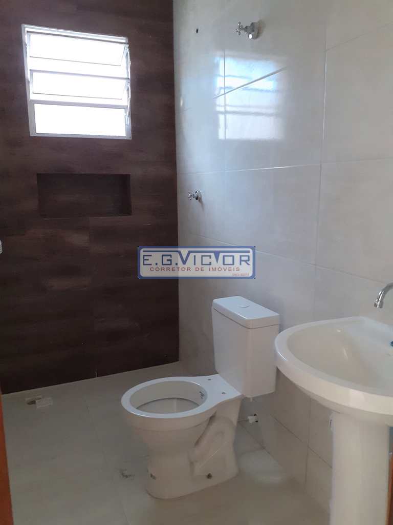 Casa em Mongaguá, no bairro Balneário Flórida Mirim