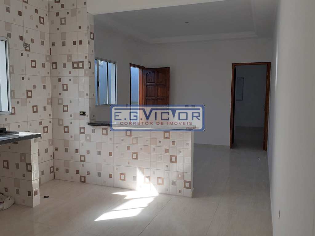 Casa em Mongaguá, no bairro Balneário Flórida Mirim