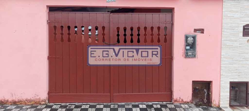 Casa em Mongaguá, no bairro Jardim Itapoan