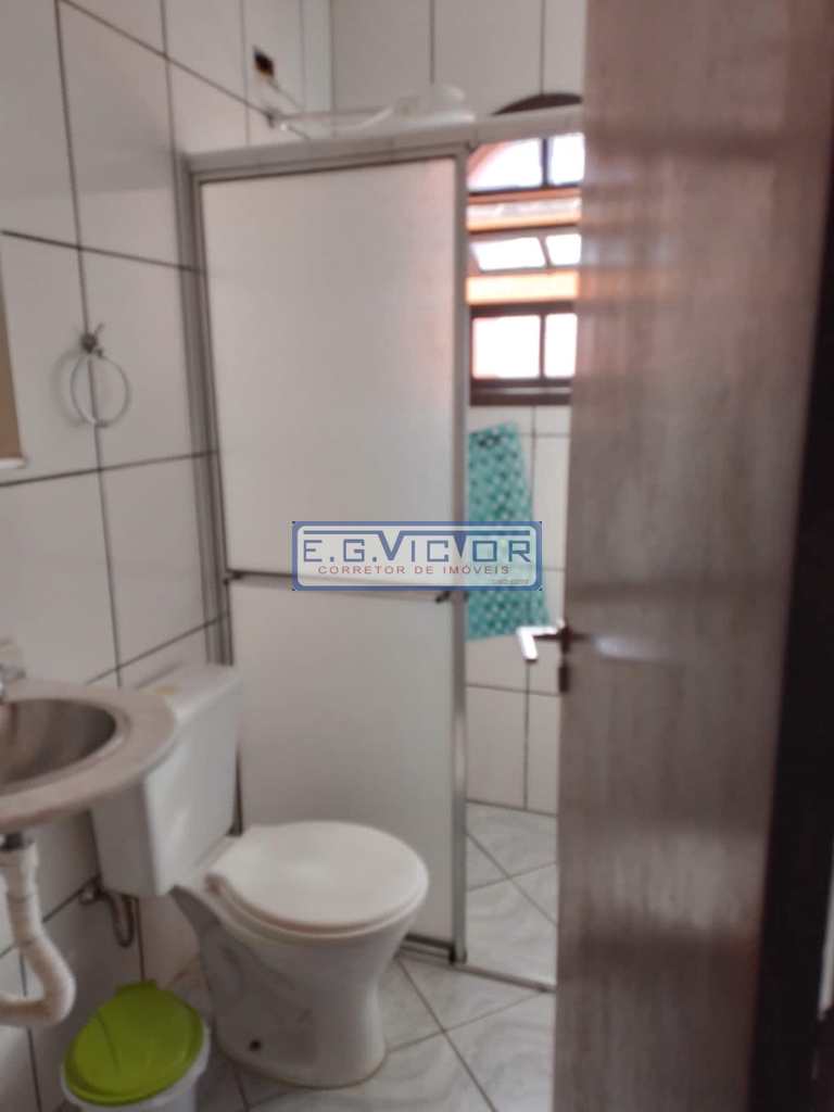 Casa em Mongaguá, no bairro Jardim Itapoan