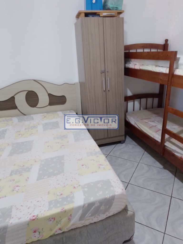 Casa em Mongaguá, no bairro Jardim Itapoan