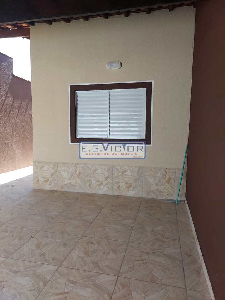 Casa em Mongaguá, no bairro Balneário Flórida Mirim
