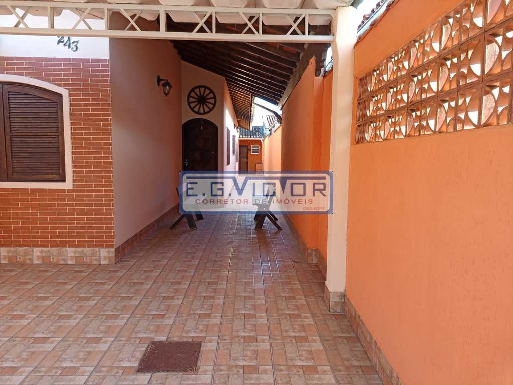 Casa em Praia Grande, no bairro Solemar