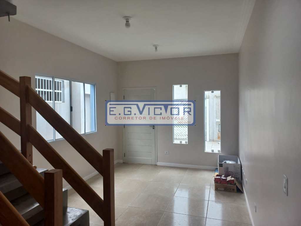 Sobrado em Mongaguá, no bairro Jardim Samoa