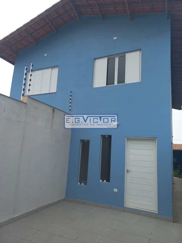 Sobrado em Mongaguá, no bairro Jardim Samoa