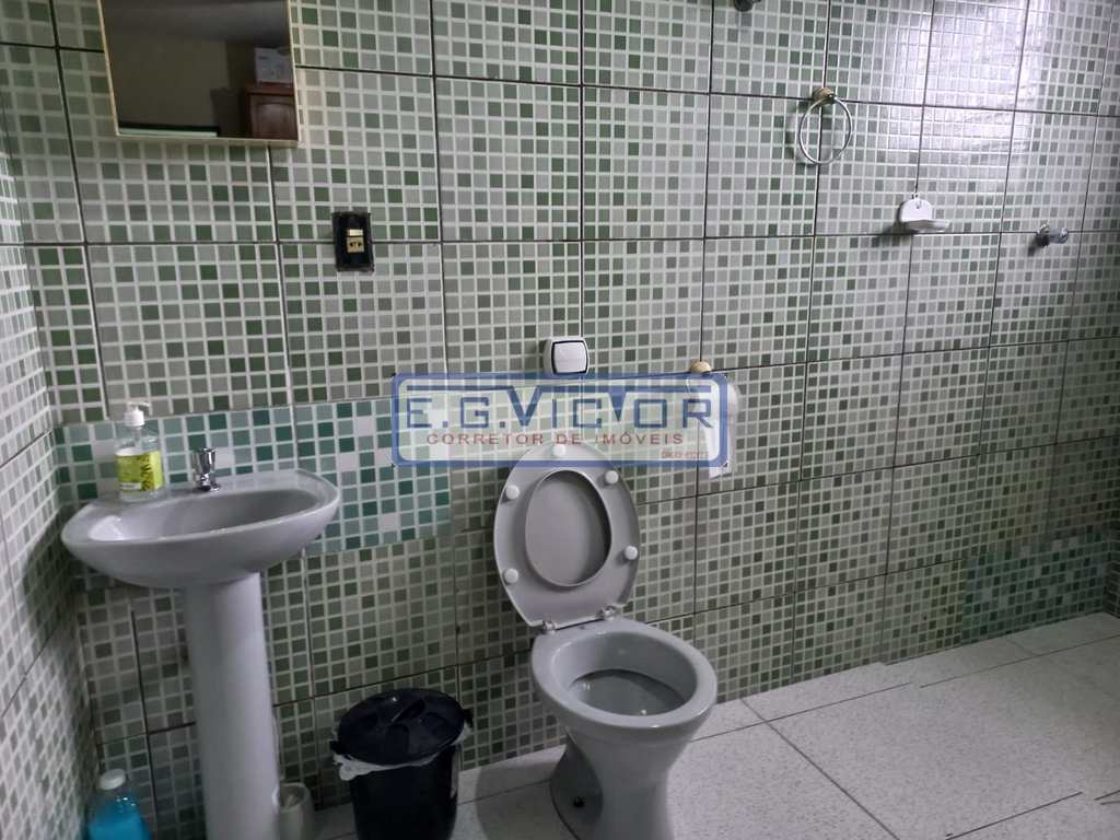 Sobrado em Mongaguá, no bairro Jardim Aguapeu