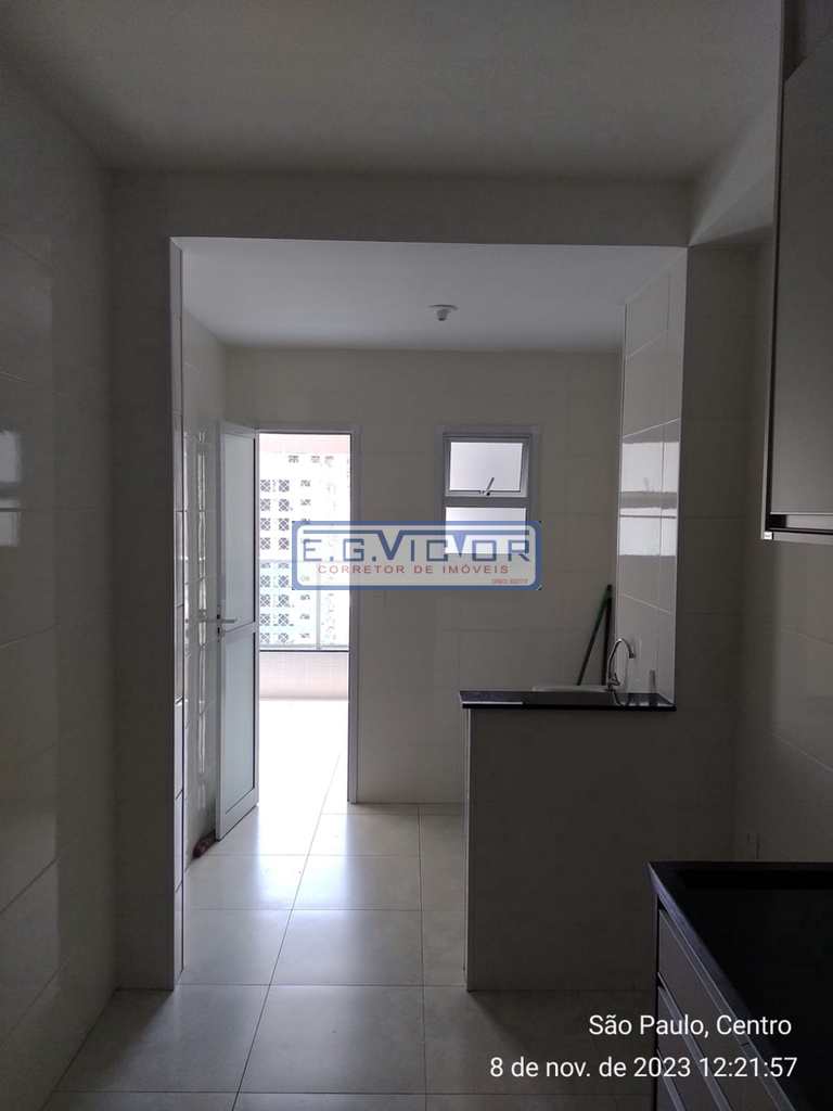 Apartamento em Mongaguá, no bairro Centro