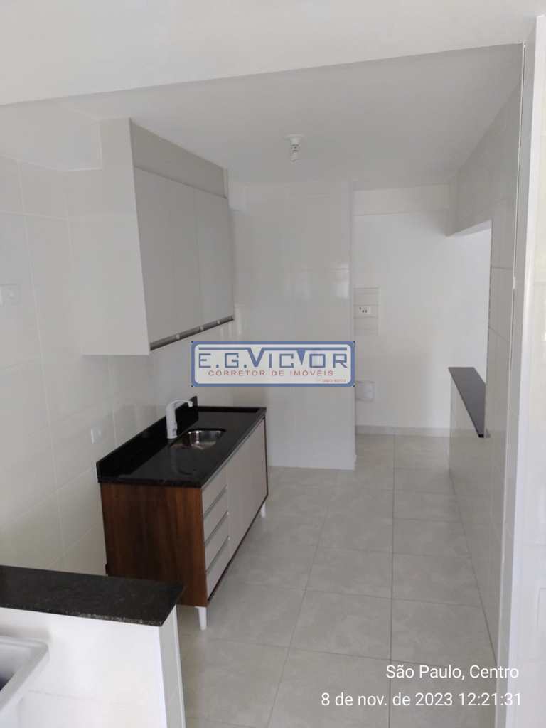 Apartamento em Mongaguá, no bairro Centro