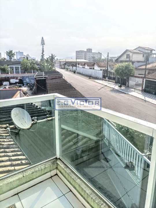 Sobrado em Praia Grande, no bairro Real
