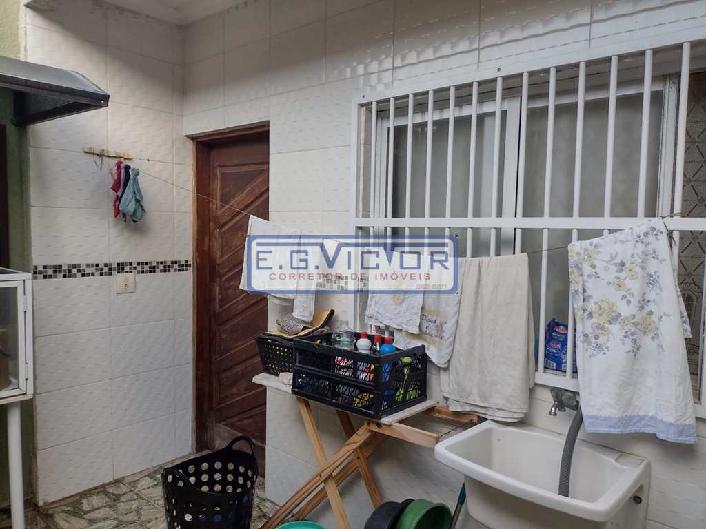 Sobrado em Praia Grande, no bairro Real