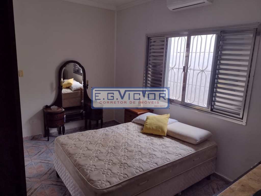 Casa em Praia Grande, no bairro Solemar