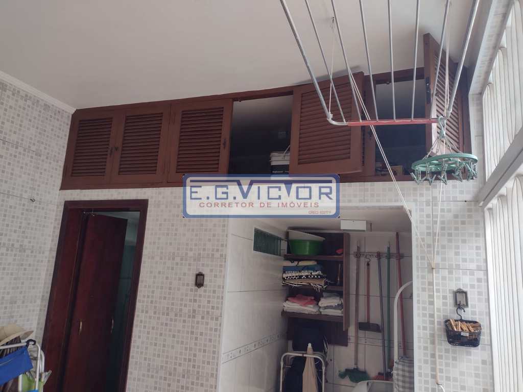 Casa em Praia Grande, no bairro Solemar