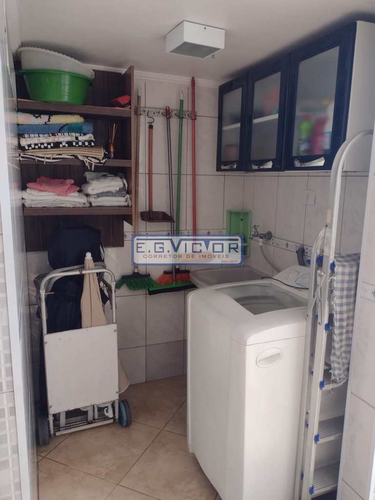 Casa em Praia Grande, no bairro Solemar