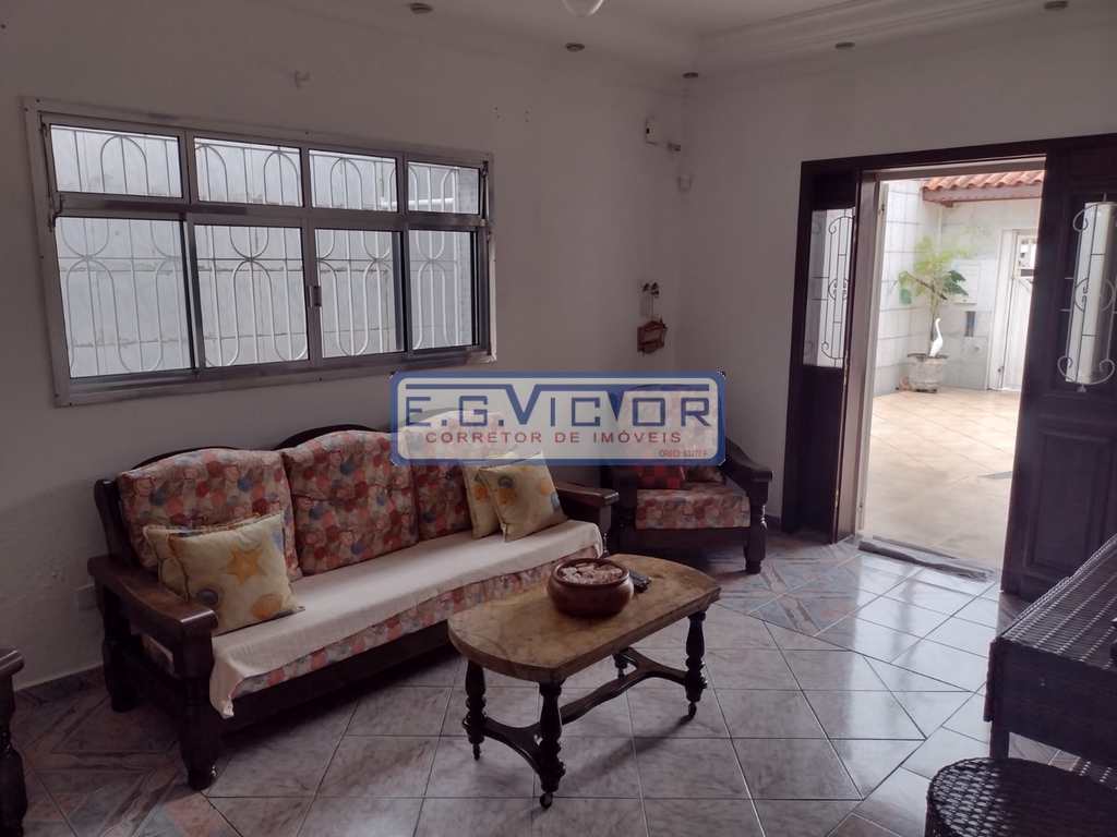 Casa em Praia Grande, no bairro Solemar