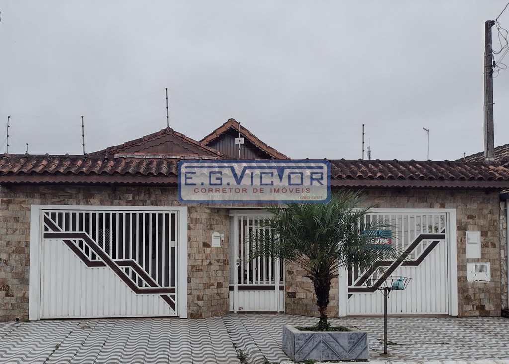 Casa em Praia Grande, no bairro Solemar