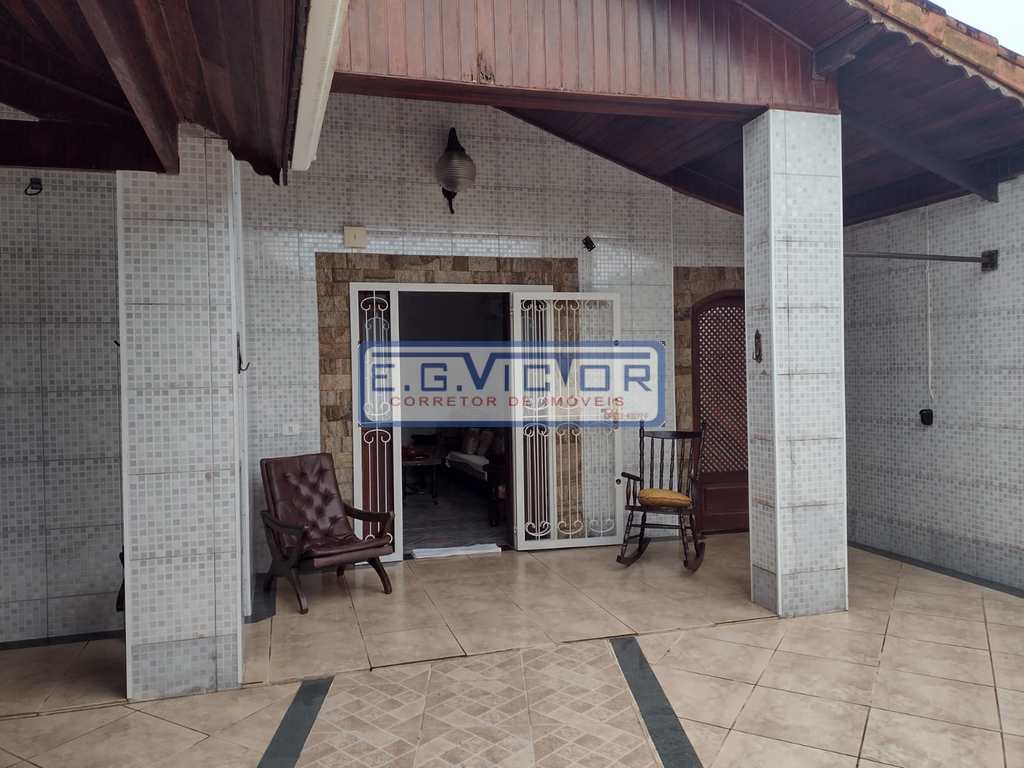 Casa em Praia Grande, no bairro Solemar
