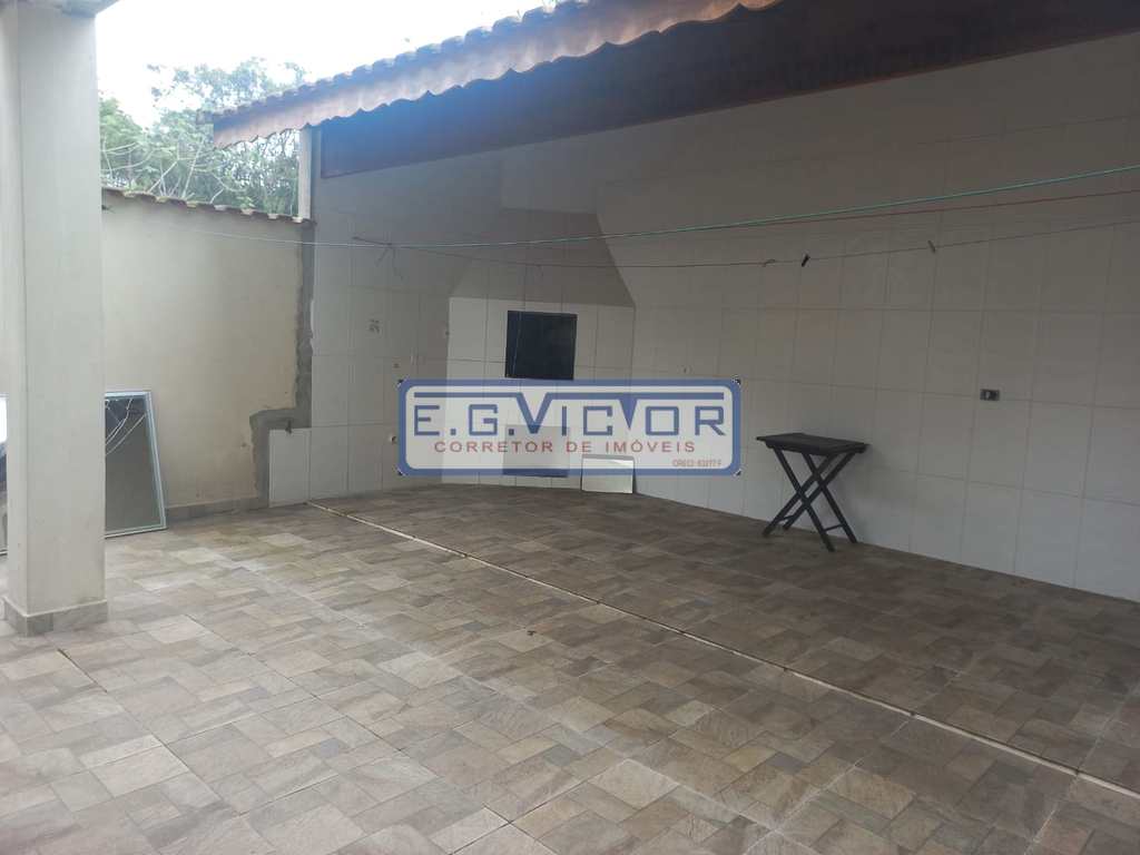 Sobrado em Mongaguá, no bairro Jardim Aguapeu