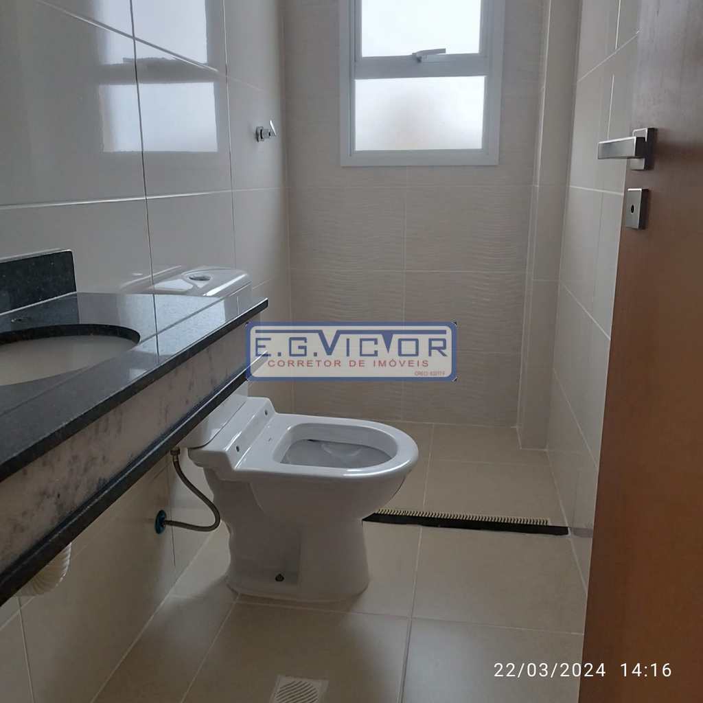 Apartamento em Mongaguá, no bairro Jardim Aguapeu