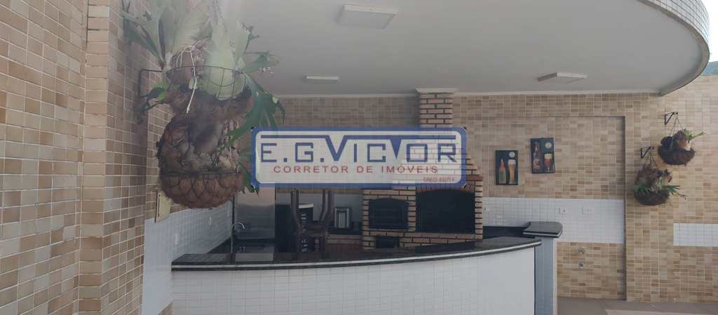 Apartamento em Mongaguá, no bairro Centro