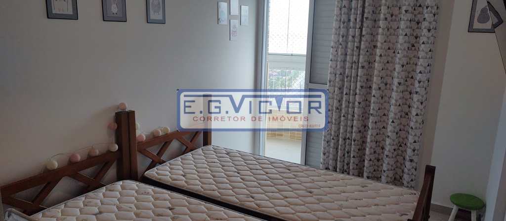 Apartamento em Mongaguá, no bairro Centro