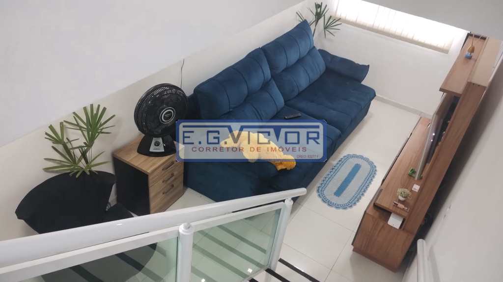 Sobrado em Praia Grande, no bairro Caiçara