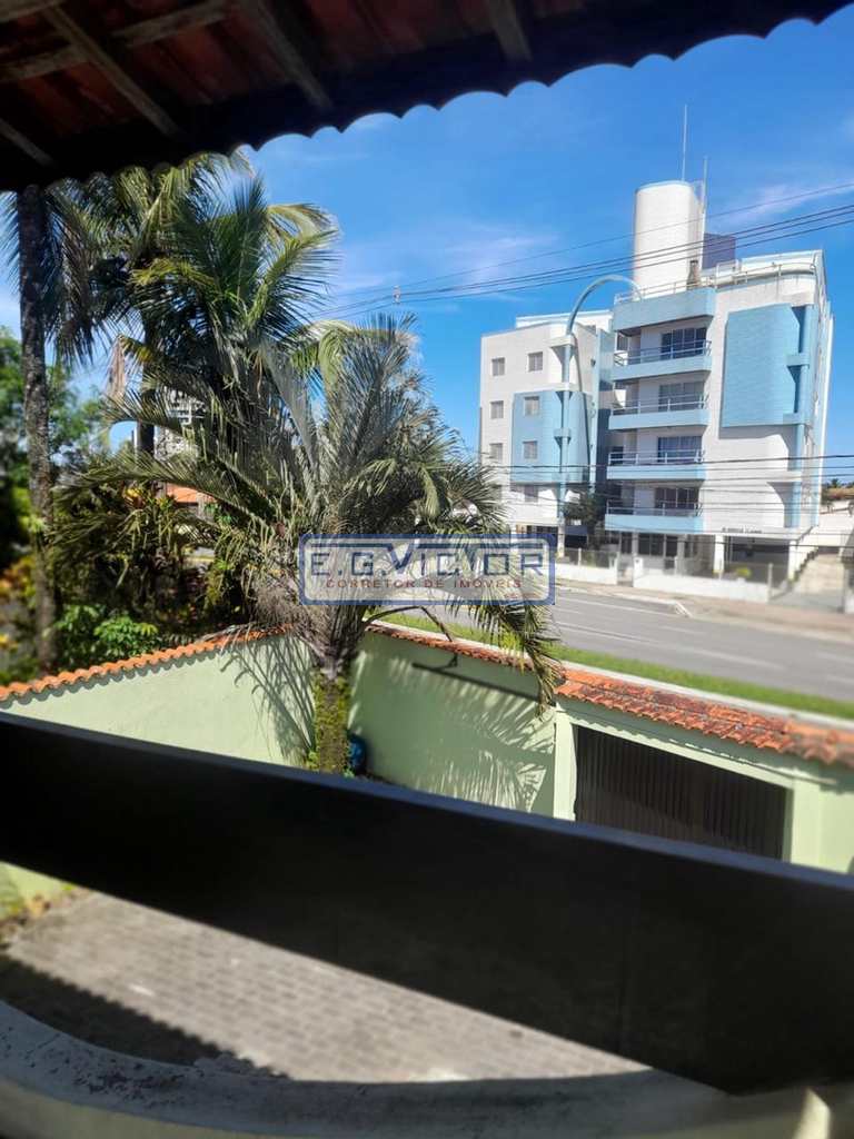 Sobrado em Praia Grande, no bairro Solemar