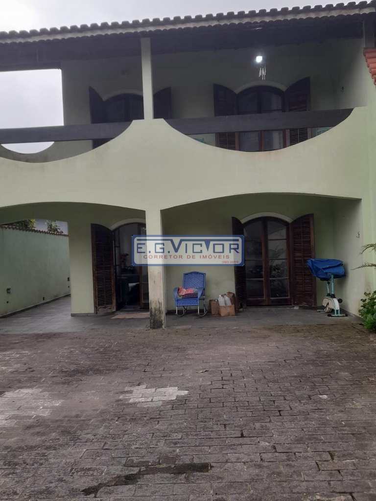 Sobrado em Praia Grande, no bairro Solemar