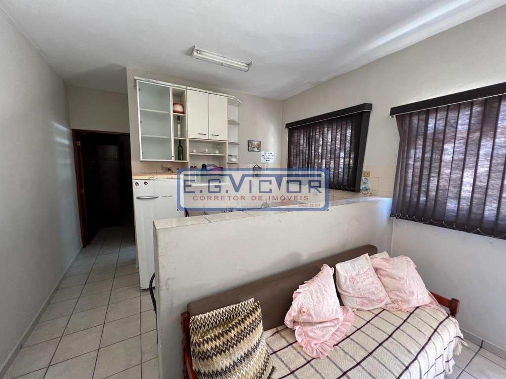 Sobrado em Mongaguá, no bairro Jardim Samoa