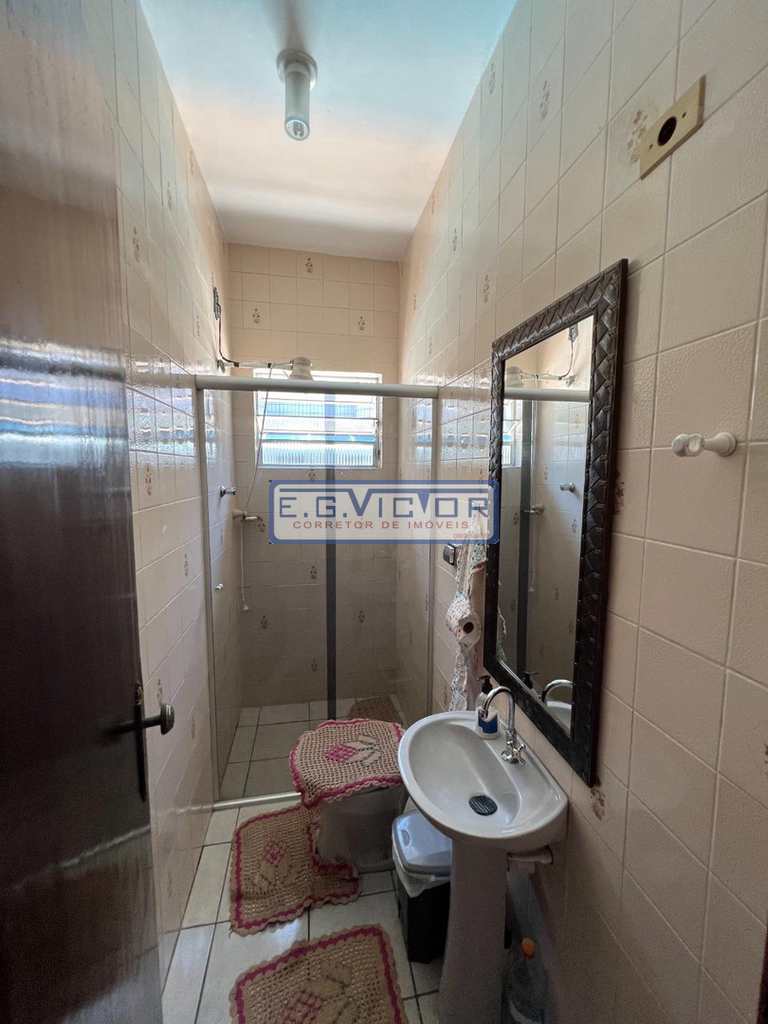 Sobrado em Mongaguá, no bairro Jardim Samoa