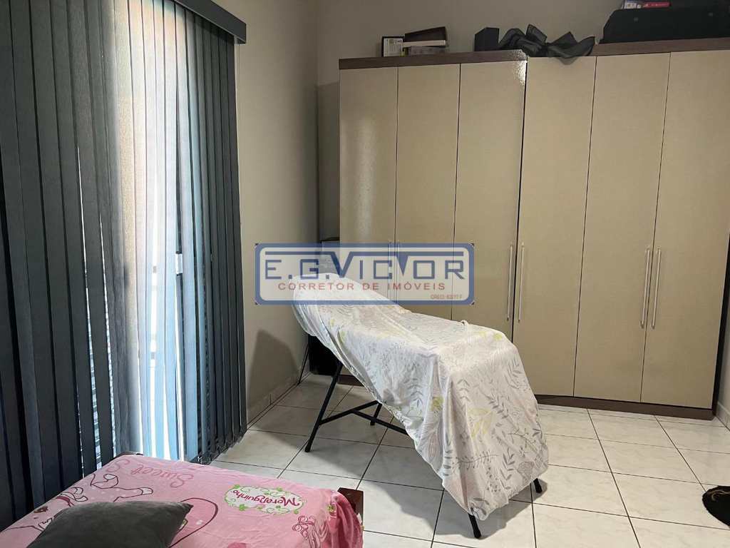 Sobrado em Mongaguá, no bairro Jardim Samoa