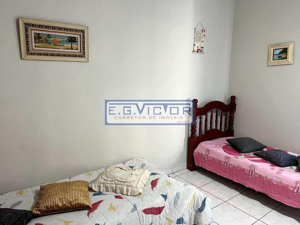 Sobrado em Mongaguá, no bairro Jardim Samoa