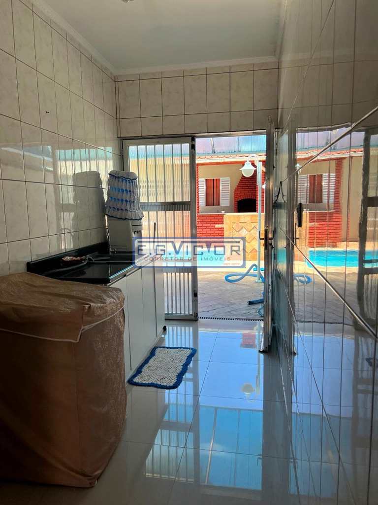 Sobrado em Mongaguá, no bairro Jardim Samoa