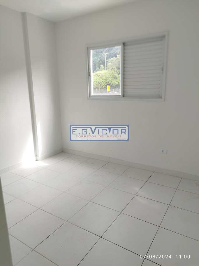 Apartamento em Mongaguá, no bairro Jardim Cascata