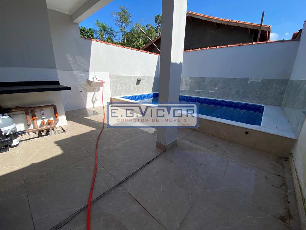 Casa em Itanhaém, no bairro Balneário Campos Elíseos