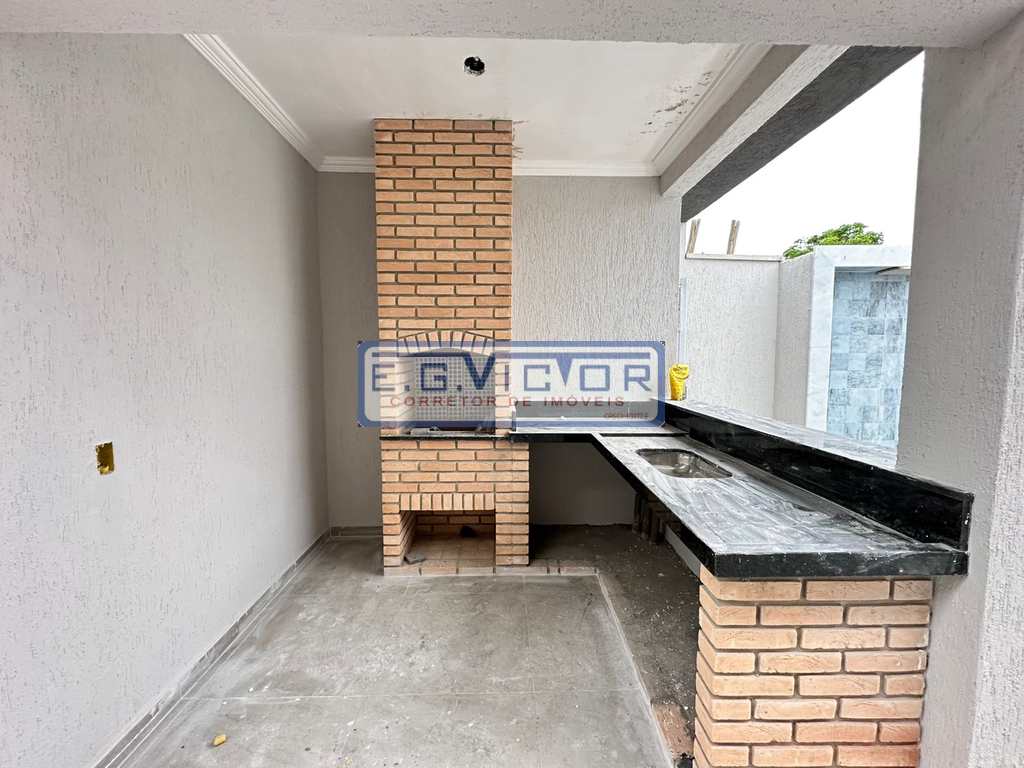 Casa em Itanhaém, no bairro Balneário Santa Júlia