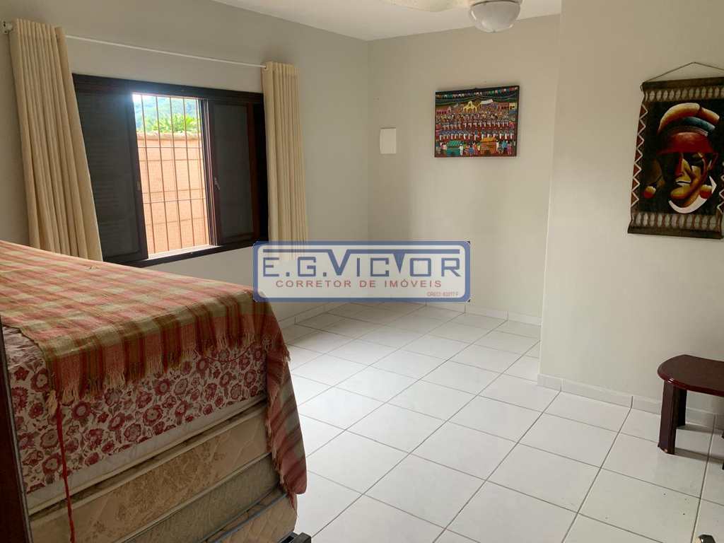 Casa em Praia Grande, no bairro Solemar
