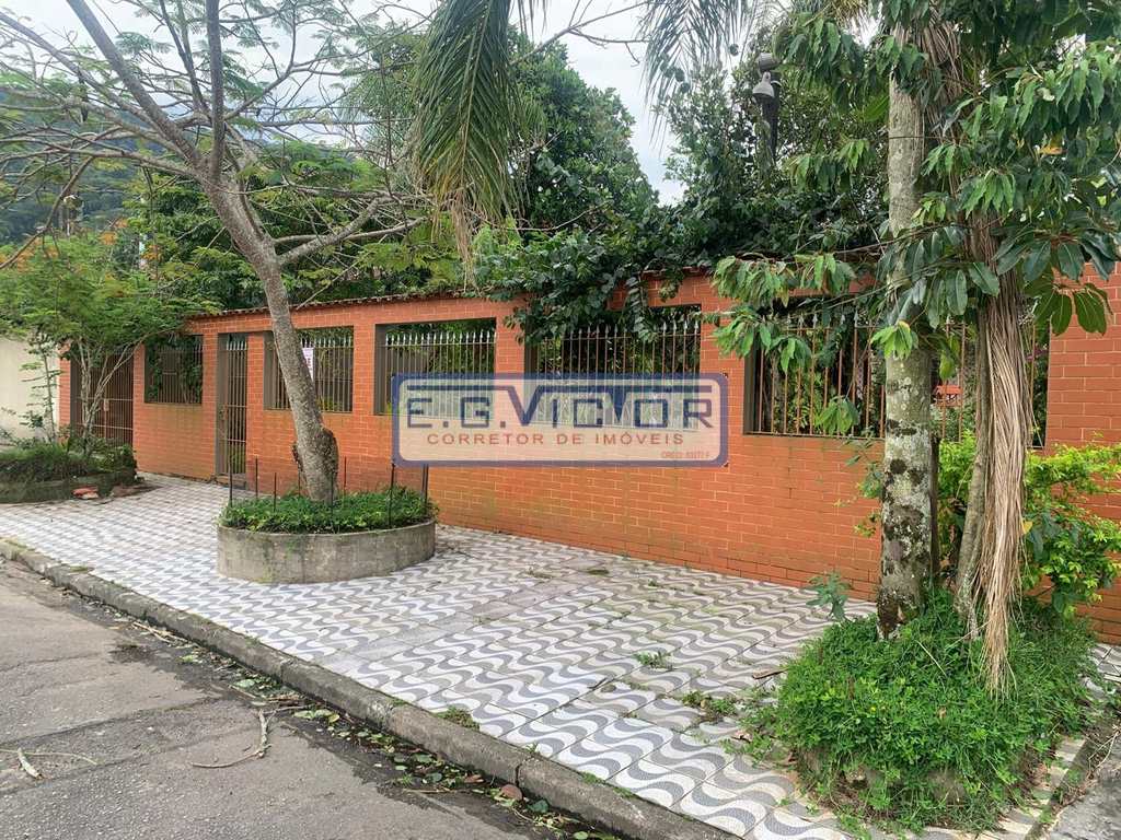 Casa em Praia Grande, no bairro Solemar