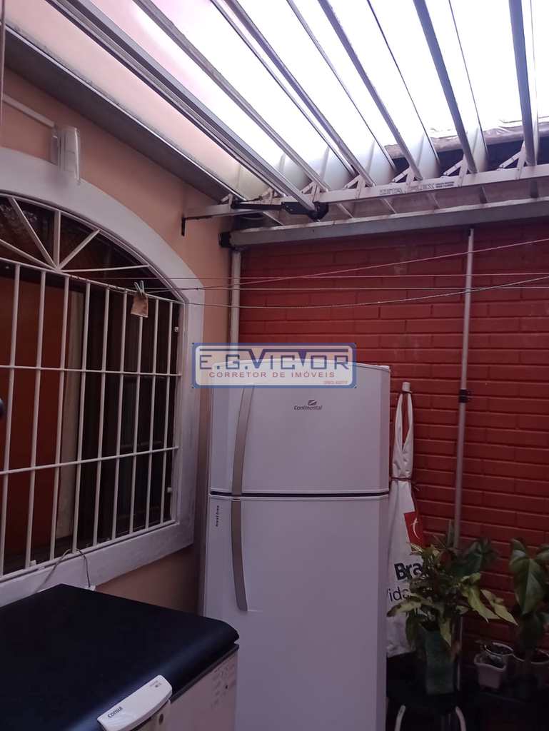 Casa em Mongaguá, no bairro Balneário Itaóca
