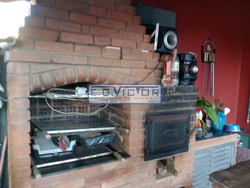 Casa em Mongaguá, no bairro Balneário Itaóca