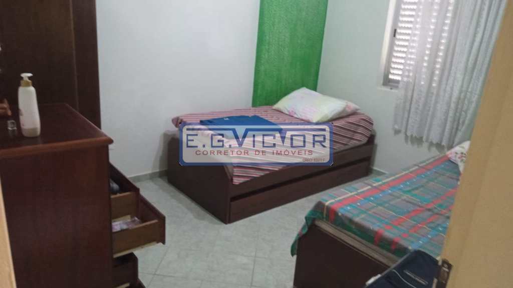 Apartamento em Mongaguá, no bairro Centro
