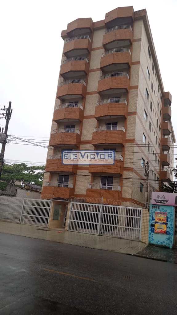 Apartamento em Mongaguá, no bairro Centro