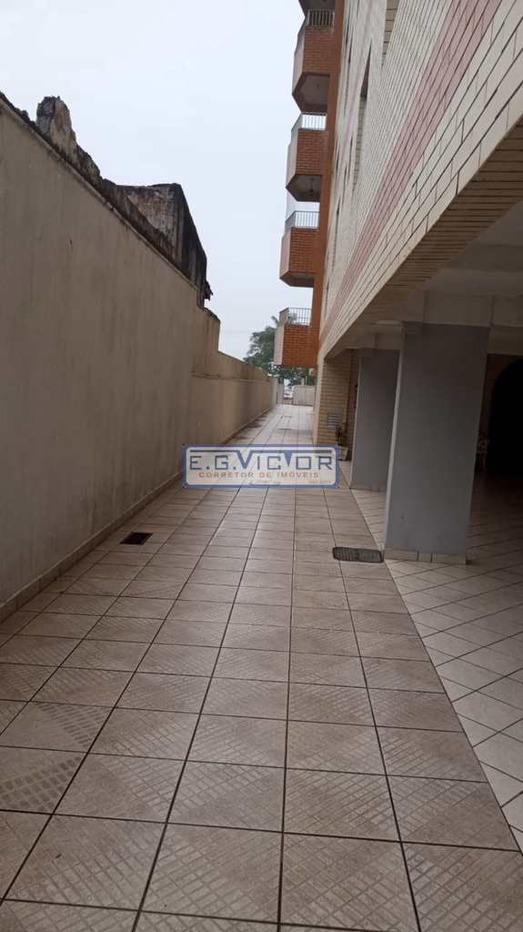 Apartamento em Mongaguá, no bairro Centro