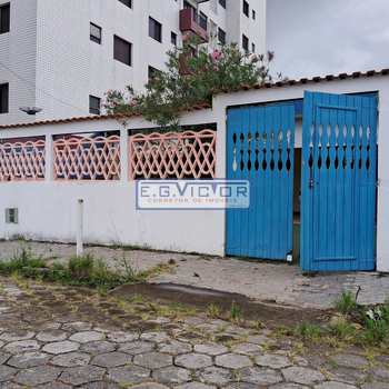 Casa em Mongaguá, bairro Vila Dinopolis