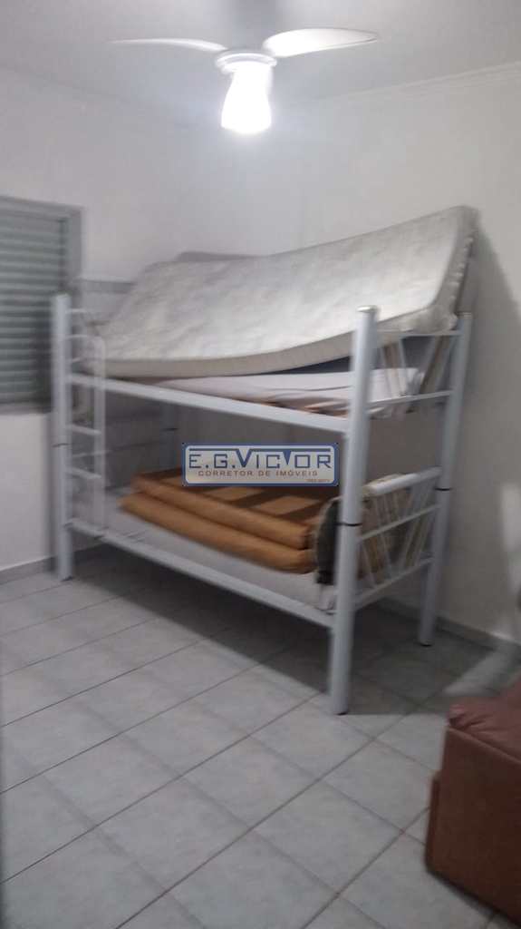 Apartamento em Mongaguá, no bairro Centro