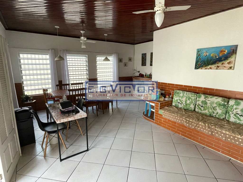 Casa em Mongaguá, no bairro Vl Atlantica